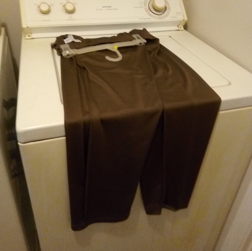 Clothes - Picture 5 of 6